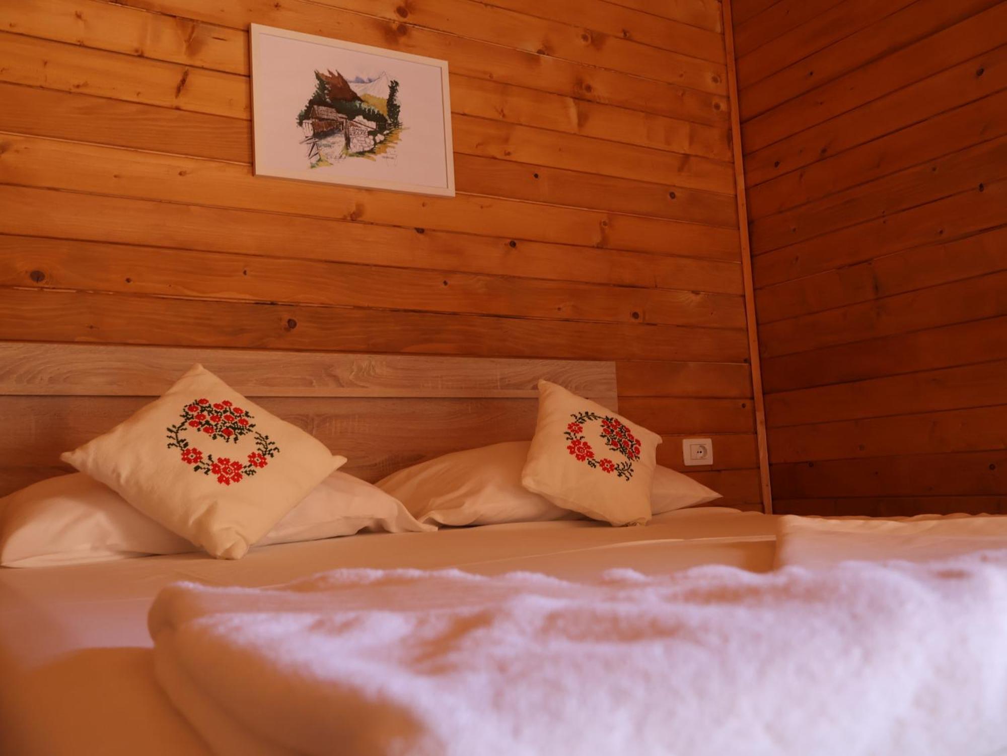 Mik Hotel Valbona Екстер'єр фото
