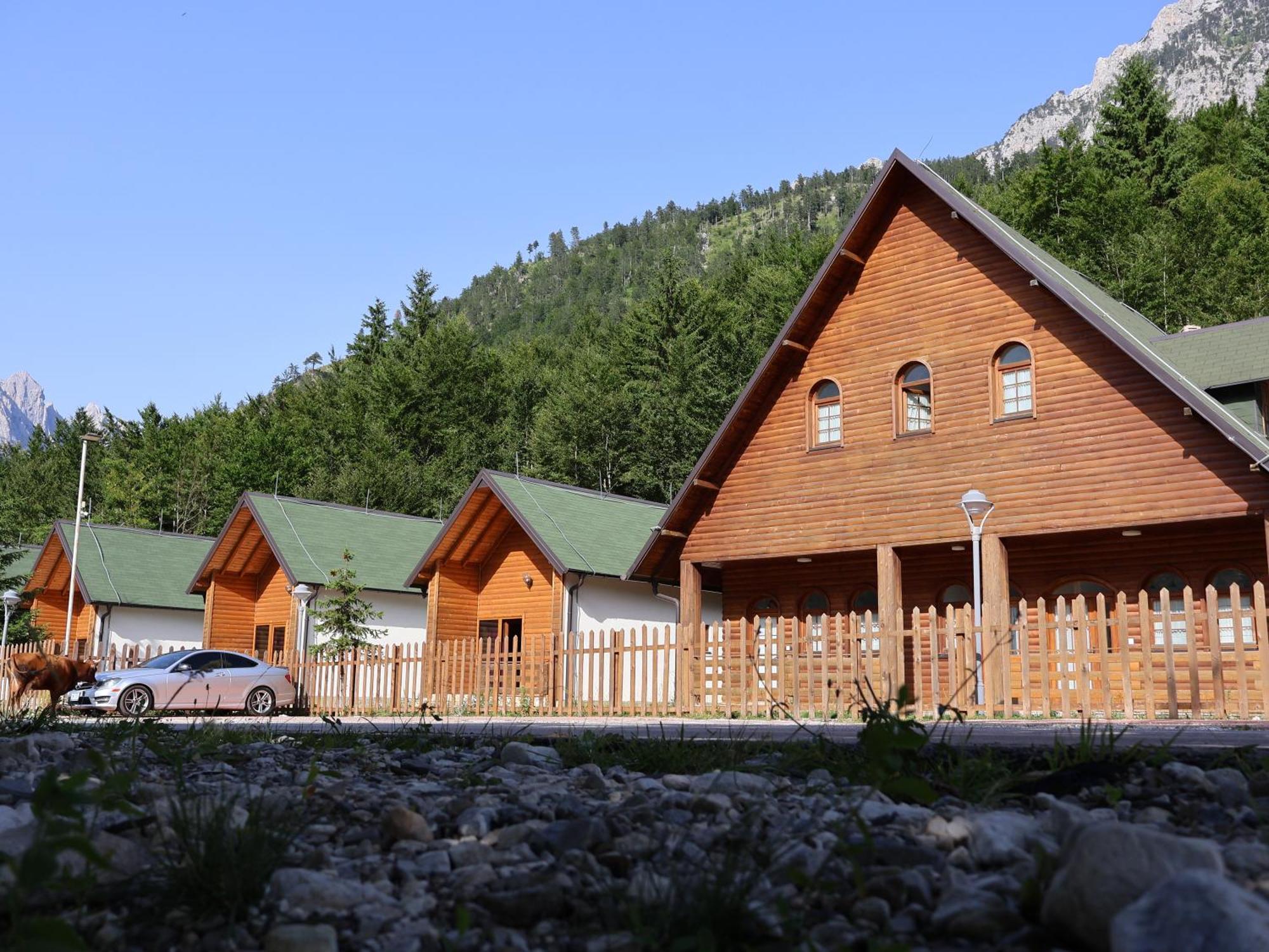 Mik Hotel Valbona Екстер'єр фото