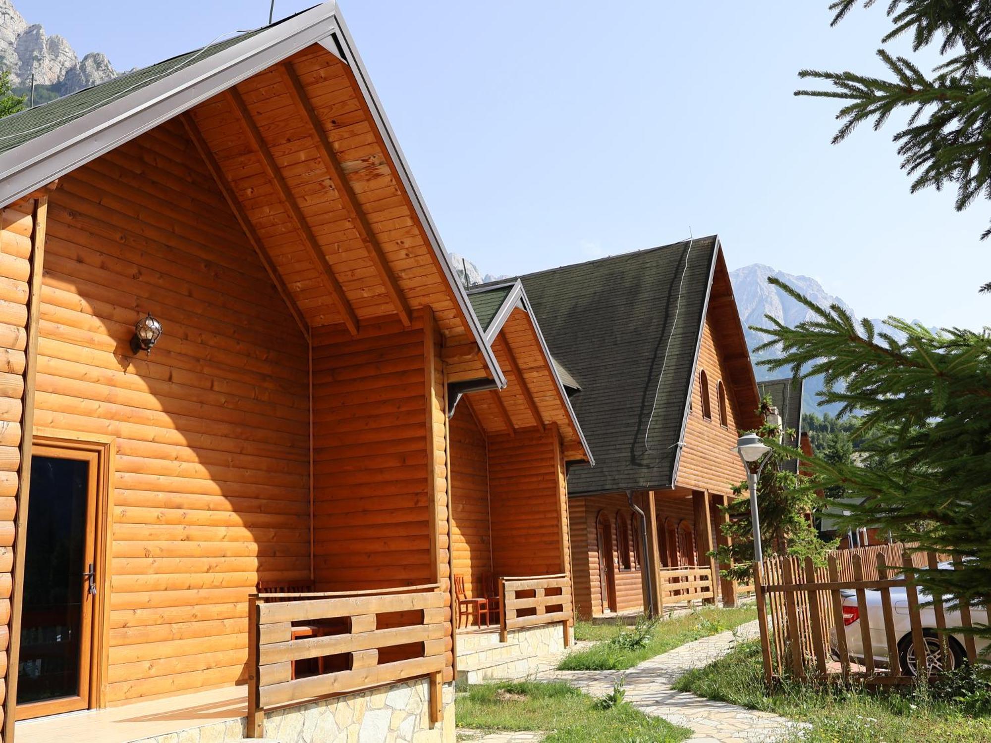 Mik Hotel Valbona Екстер'єр фото