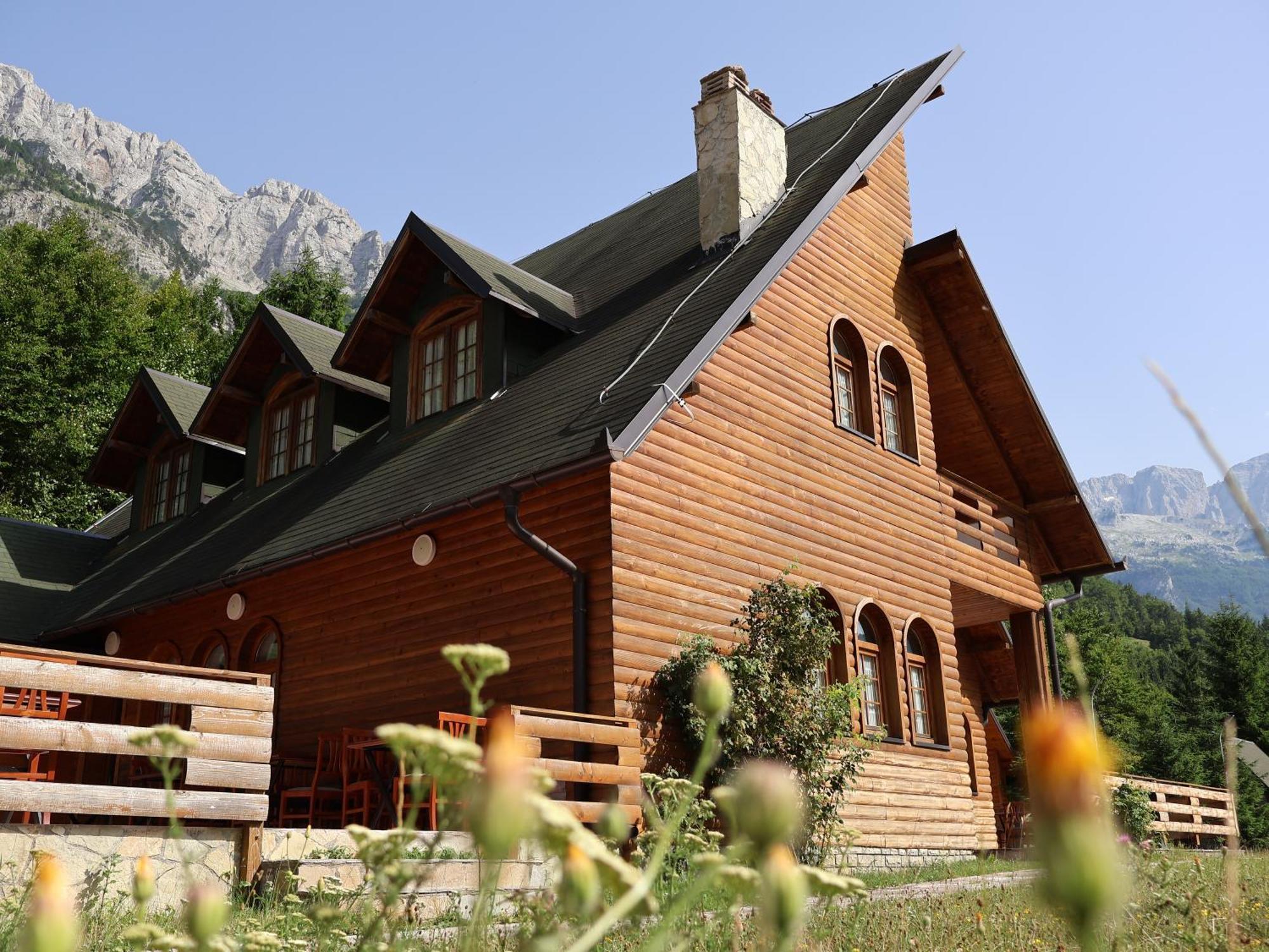 Mik Hotel Valbona Екстер'єр фото