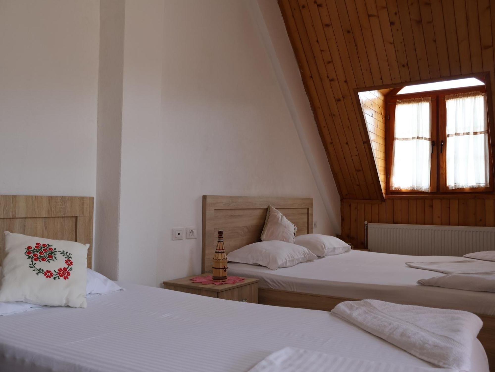 Mik Hotel Valbona Екстер'єр фото