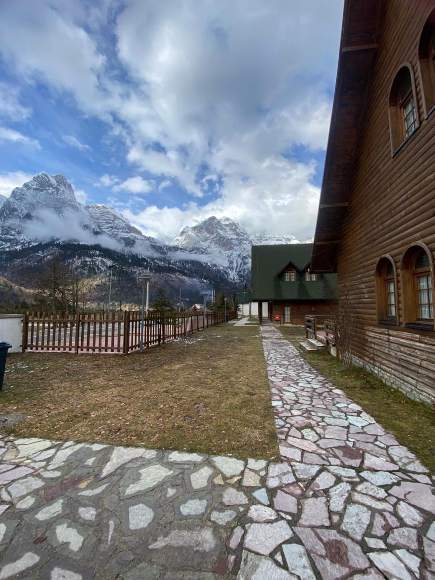 Mik Hotel Valbona Екстер'єр фото