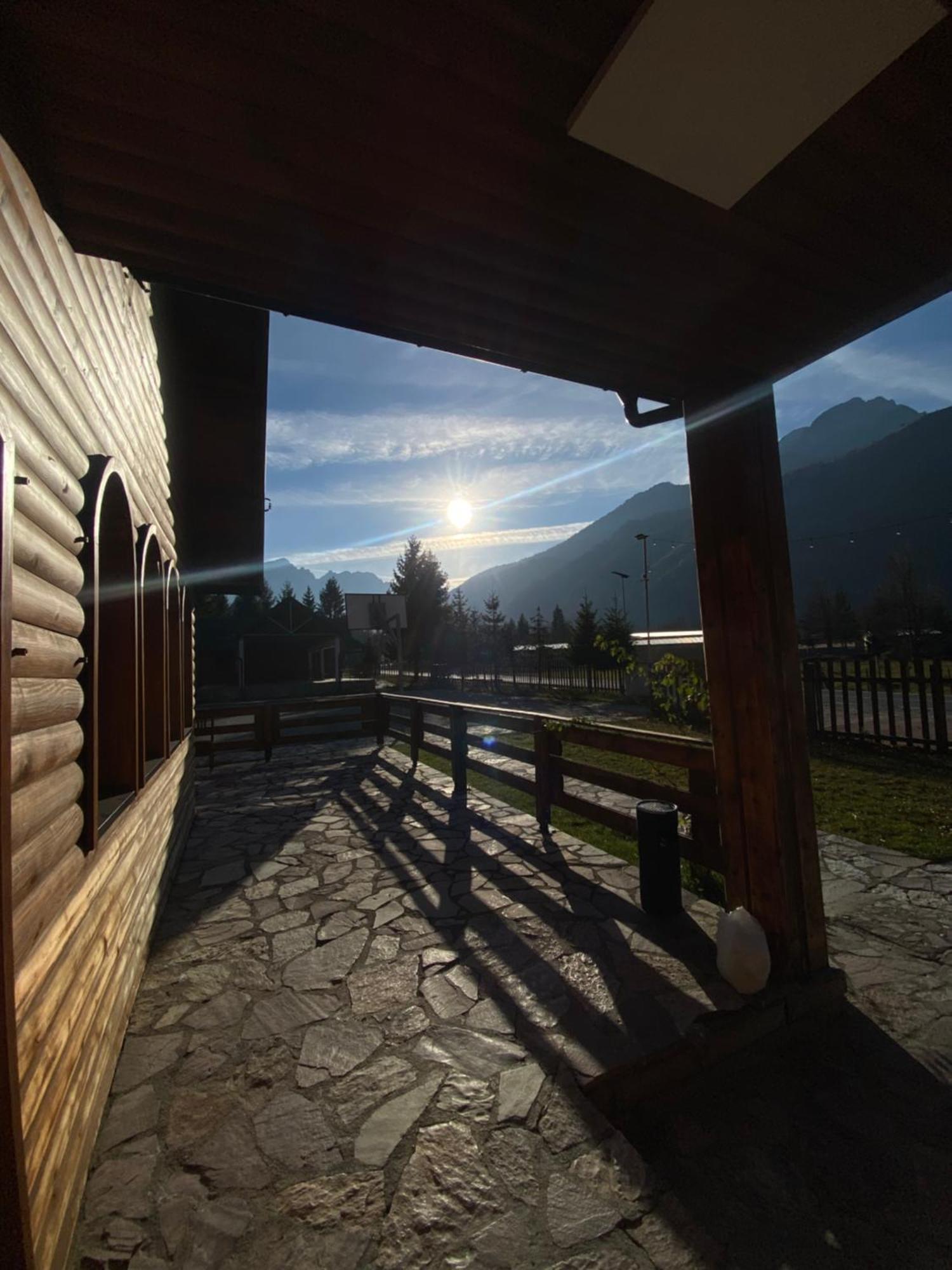 Mik Hotel Valbona Екстер'єр фото